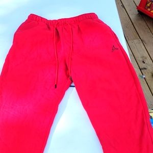Men's Jumpman joggers red with back pocket and side pockets. XXL wore 1x